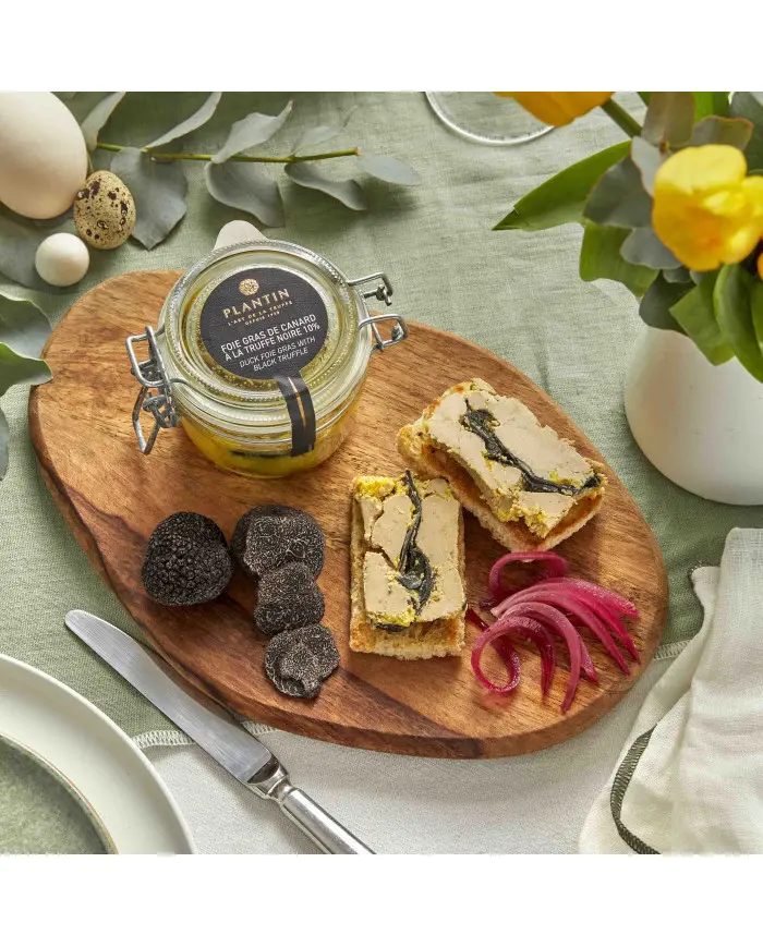 foie-gras-de-canard-entier-a-la-truffe-noire-10.webp